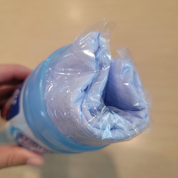 iCool Cooling Towel - Picture 4 of 4